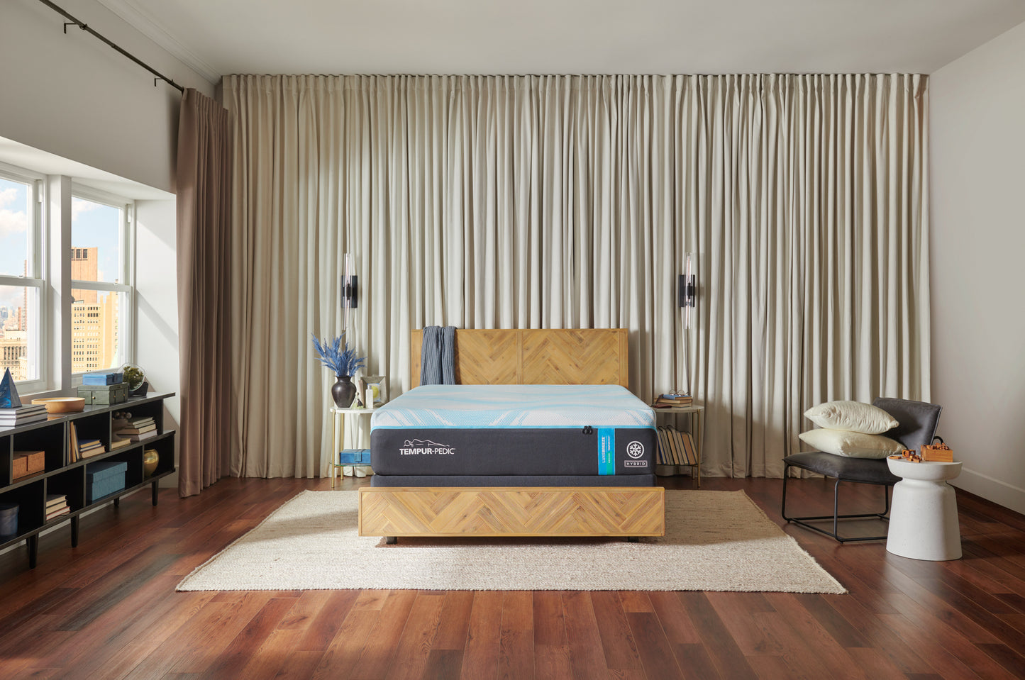 Tempur-Pedic Luxe Breeze Medium Hybrid