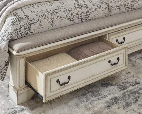 Realyn Platform Bed w/ Bench Storage - WCC Furniture & Mattress Center Lafayette & Lake Charles