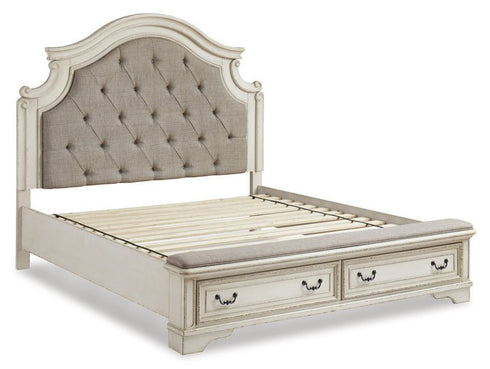 Realyn Platform Bed w/ Bench Storage - WCC Furniture & Mattress Center Lafayette & Lake Charles