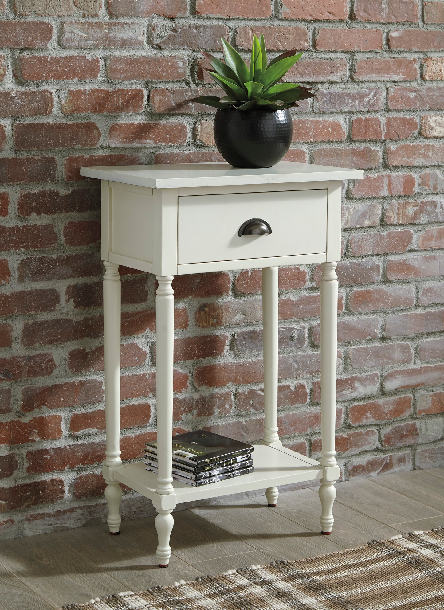 Juinville White Accent Table