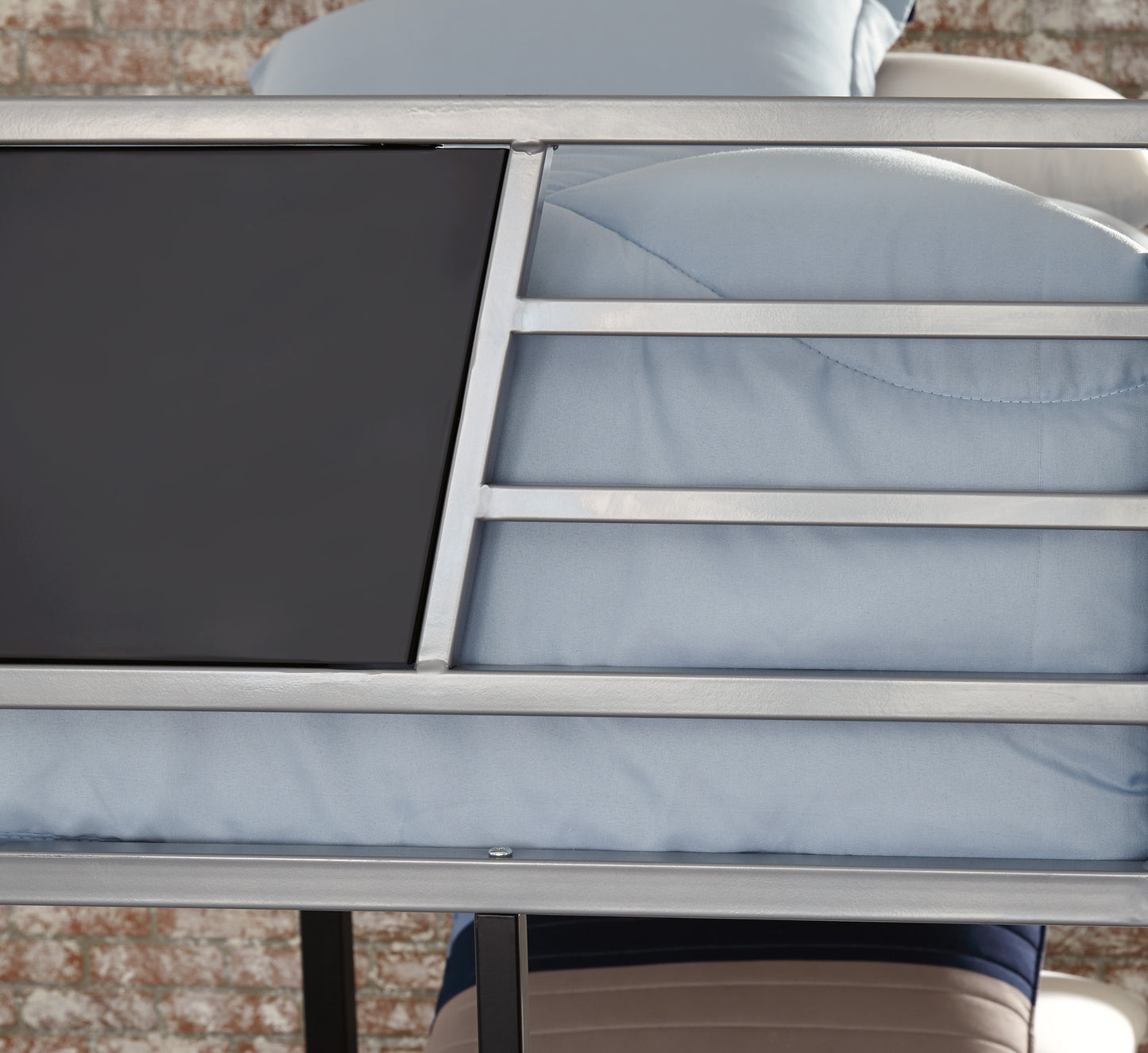 Dinsmore Black/Gray Twin/Twin Bunk Bed w/Ladder