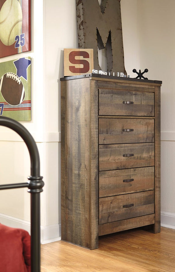 Trinell Brown Five Drawer Chest - WCC Furniture & Mattress Center Lafayette & Lake Charles
