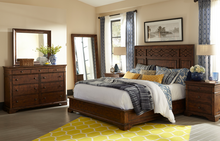 Load image into Gallery viewer, Trisha Yearwood Katie Queen Bed
