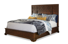 Load image into Gallery viewer, Trisha Yearwood Katie King Bed
