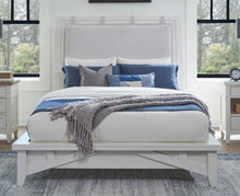 Load image into Gallery viewer, Americana Modern Queen Platform Bed
