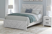 Load image into Gallery viewer, Cayboni Whitewash Queen Bed
