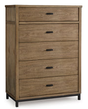 Load image into Gallery viewer, Tomtyn Light Brown Chest
