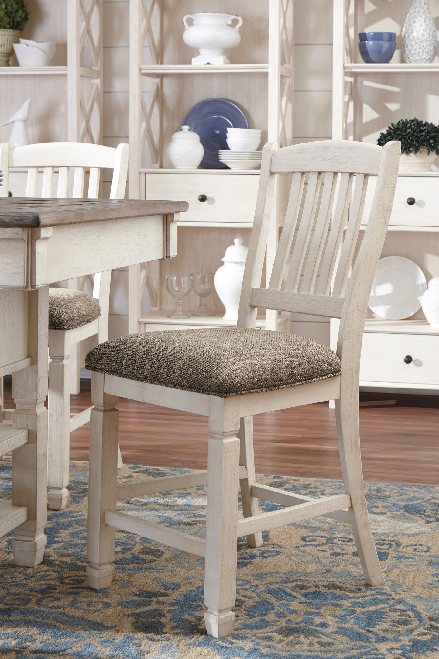 Bolanburg Two-tone 6 Piece Counter Height Dining Set