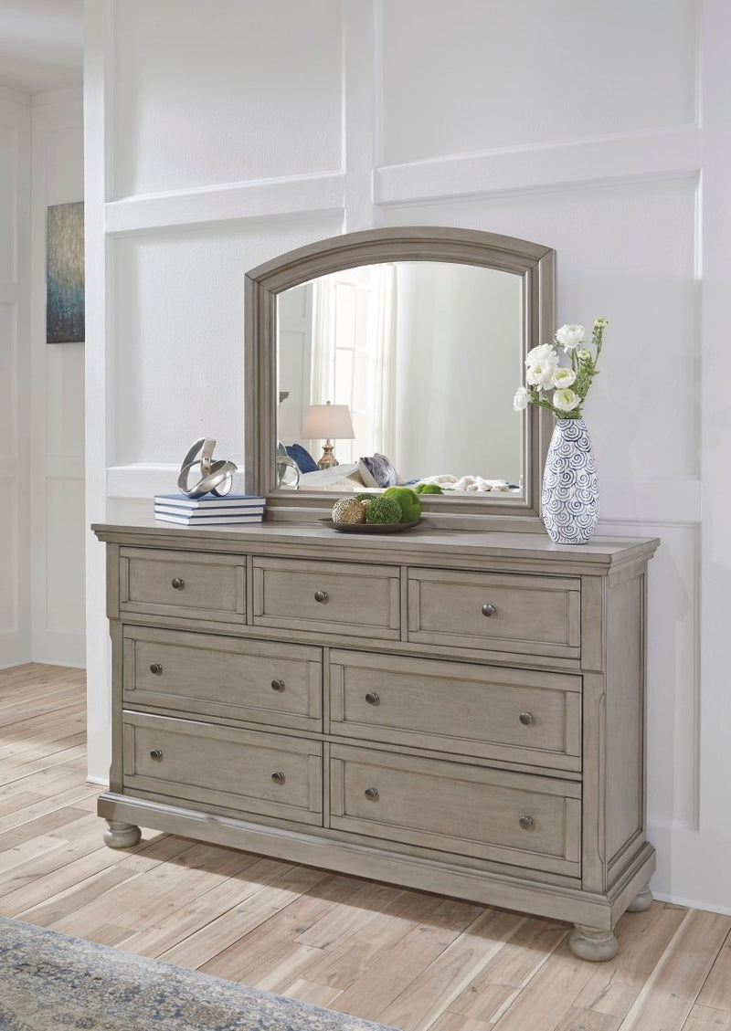 Lettner Light Gray Dresser & Mirror - WCC Furniture & Mattress Center Lafayette & Lake Charles