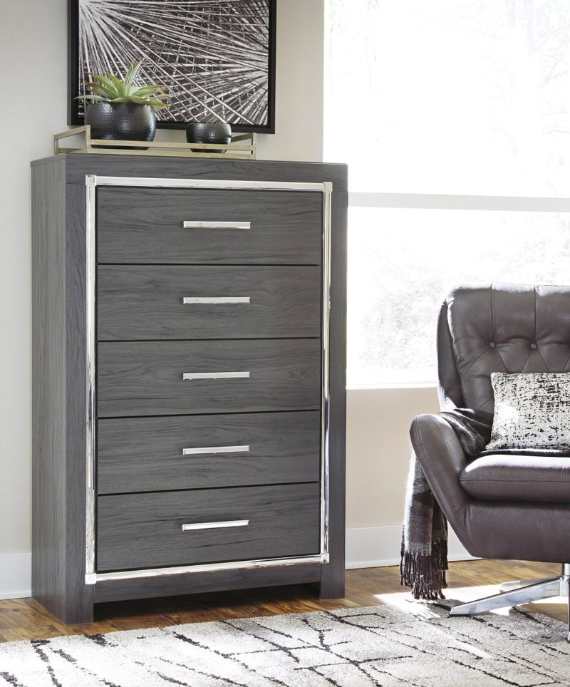 Lodanna Gray Five Drawer Chest - WCC Furniture & Mattress Center Lafayette & Lake Charles