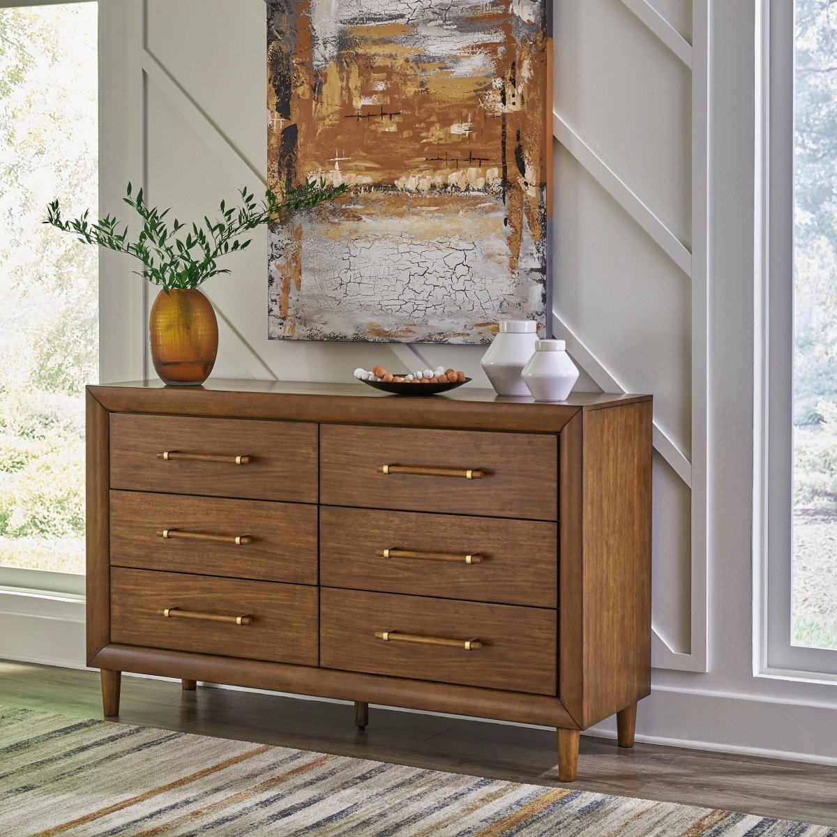 Ashley Lyncott 6 Drawer Dresser and Mirror, Brown