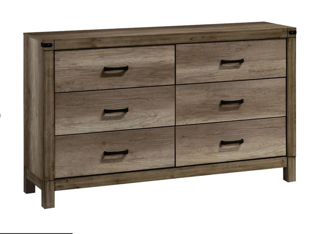 Matteo Dresser
