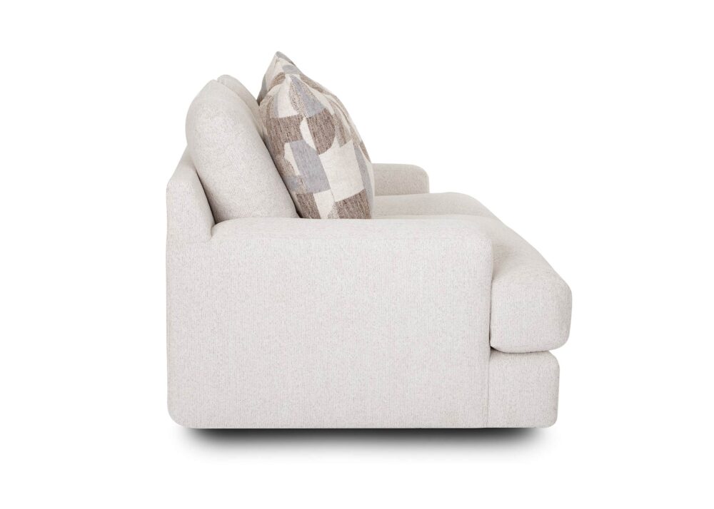 Strada Pearl Sofa/Couch
