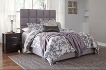 Load image into Gallery viewer, Dolante Gray Queen Upholstered Bed
